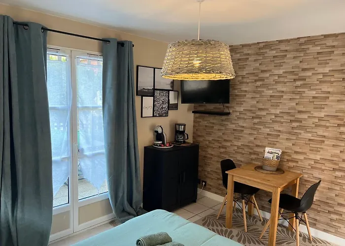 Chez Jules Apartment