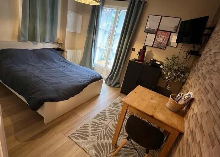 Chez Jules Apartment *